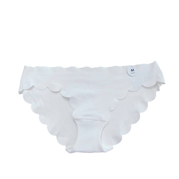 Other - Womens Swimwear Bikini Scallops Bottoms New with Tags 🏷️ in White  Size Medium